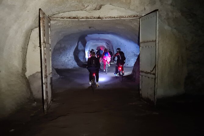 Appian Way Bike Tour Underground Adventure With Catacombs - Cancellation Policy and Traveler Reviews
