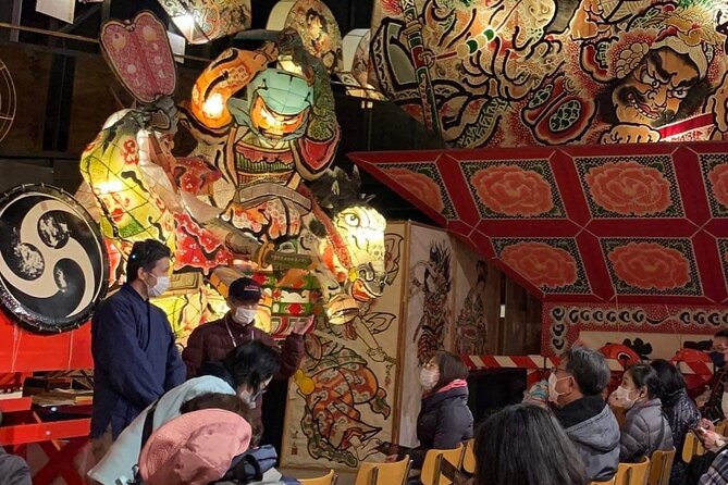 Apple Picking and Hirosaki Full Day Private Tour - Exploring Hirosaki City