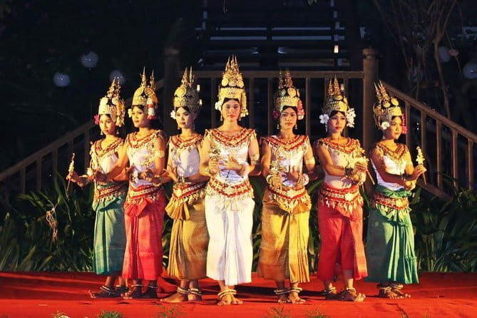 Apsara Dance Performance Including Buffet Dinner and Hotel Pickup - Discovering the Apsara Dance Performance with Buffet Dinner and Hotel Pickup