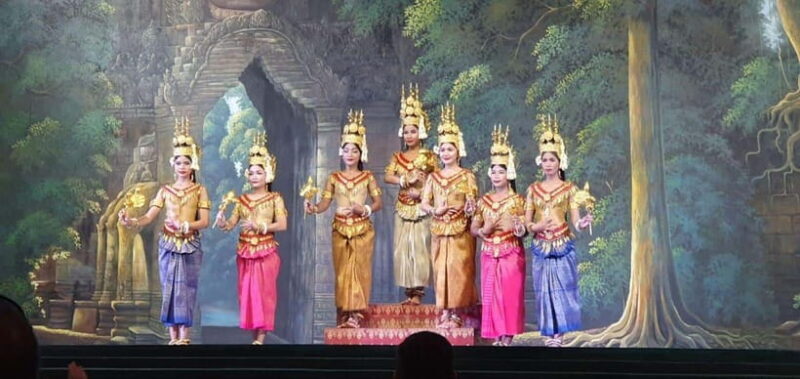 Apsara Performance with Dinner include Pick up & Drop off - Setting the Scene: What to Expect