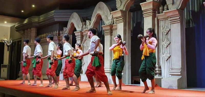 Apsara Performance with Dinner include Pick up & Drop off - The Culinary Experience: Khmer Buffet