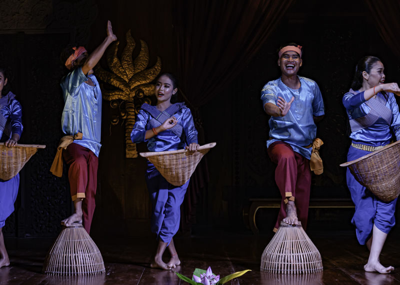 Apsara Theatre: Apsara Show & Cuisine Dinner with Transfer - Inside Apsara Theatre