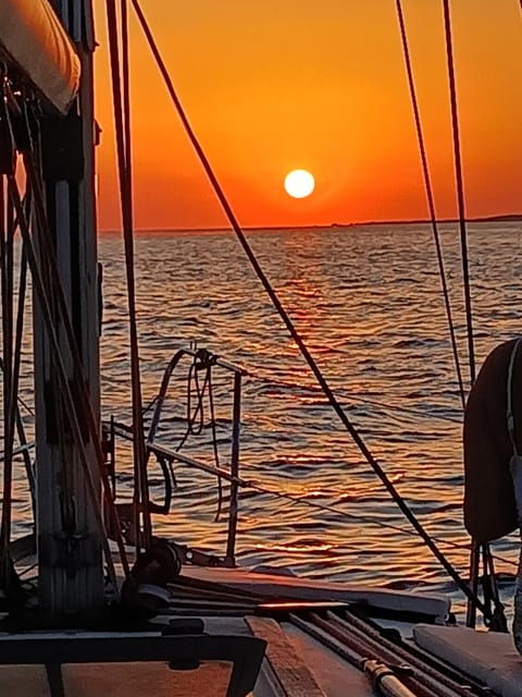 Apulia: Sailing Boat Tour With Aperitif - Good To Know