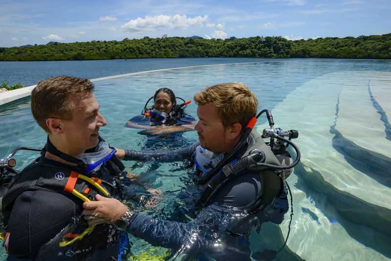 Aqua Bytes: Open Water E-learning in Lembongan with PADI 5</em> Center – Start with the online lessons, not the water’ /></p>
<p><p>The PADI Open Water E-learning course splits training into theory and practical work. You study the course material online first, then meet your instructor in Lembongan for confined-water practice and four open-water sessions. That format is useful if you would rather arrive with the classroom portion already under way than spend your holiday doing all the learning in person.</p>
</p>
<p><p>Online study is convenient, but it is still study. You will need to set aside time to work through it before the practical sessions, rather than treating it as a quick formality. The advantage is that you can arrive with the key concepts fresh and use your time with the instructor to ask questions and practise.</p>
</p>
<p><p>The course is designed for beginners. You do not need a previous certification or logged underwater sessions. An instructor guides you through the steps, from learning the equipment and safety basics to completing the skills needed for certification.</p>
</p>
<p><p>A useful detail from the course experience is that safety material is reviewed again in person, even after you have covered it through PADI’s online platform. That repetition is sensible: reading a procedure and carrying it out underwater are different tasks. An instructor named Koko, associated with Bali Hai, was described as patient and entertaining while reinforcing those safety points. Instructor assignments can vary, so treat the name as a helpful detail rather than a promise that he will lead your course.</p>
</p>
<div style="margin: 20px 0; padding: 15px 0;"><p>You can also read our reviews of more tours and experiences in Bali.</p><ul style="margin: 10px 0; padding: 0; list-style: none;"><li style="margin: 0 0 10px 0; padding: 0 0 10px 0; border-bottom: 1px solid #eee; display: flex; align-items: flex-start; gap: 12px; line-height: 1.4;"><a href="https://veronikasadventure.com/bali-sunrise-mount-batur-guided-hike-with-breakfast-2/" aria-hidden="true" tabindex="-1"><img decoding="async" style="width: 80px; height: 60px; object-fit: cover; border-radius: 4px; flex-shrink: 0;" src="https://veronikasadventure.com/wp-content/uploads/2026/03/bali-sunrise-mount-batur-guided-hike-with-breakfast-2-150x150.jpg" alt="" loading="lazy"></a><div><a href="https://veronikasadventure.com/bali-sunrise-mount-batur-guided-hike-with-breakfast-2/">Bali: Sunrise Mount Batur Guided Hike with Breakfast</a><br><span style="font-size: 0.82em; color: #555; margin-top: 2px;"><span style="color: #f5a623;">★</span> 4.8 · 9,660 reviews</span></div></li><li style="margin: 0 0 10px 0; padding: 0 0 10px 0; border-bottom: 1px solid #eee; display: flex; align-items: flex-start; gap: 12px; line-height: 1.4;"><a href="https://veronikasadventure.com/bali-mount-batur-sunrise-hike-and-natural-hot-spring/" aria-hidden="true" tabindex="-1"><img decoding="async" style="width: 80px; height: 60px; object-fit: cover; border-radius: 4px; flex-shrink: 0;" src="https://veronikasadventure.com/wp-content/uploads/bali-mount-batur-sunrise-hike-and-natural-hot-spring-150x150.jpg" alt="" loading="lazy"></a><div><a href="https://veronikasadventure.com/bali-mount-batur-sunrise-hike-and-natural-hot-spring/">Bali: Mount Batur Sunrise Hike and Natural Hot Spring</a><br><span style="font-size: 0.82em; color: #555; margin-top: 2px;"><span style="color: #f5a623;">★</span> 4.8 · 9,284 reviews</span></div></li><li style="margin: 0; padding: 0; border-bottom: none; display: flex; align-items: flex-start; gap: 12px; line-height: 1.4;"><a href="https://veronikasadventure.com/bali-full-day-instagram-highlights-tour/" aria-hidden="true" tabindex="-1"><img decoding="async" style="width: 80px; height: 60px; object-fit: cover; border-radius: 4px; flex-shrink: 0;" src="https://veronikasadventure.com/wp-content/uploads/bali-full-day-instagram-highlights-tour-150x150.jpg" alt="" loading="lazy"></a><div><a href="https://veronikasadventure.com/bali-full-day-instagram-highlights-tour/">Bali: Full-Day Instagram Highlights Tour</a><br><span style="font-size: 0.82em; color: #555; margin-top: 2px;"><span style="color: #f5a623;">★</span> 4.8 · 7,817 reviews</span></div></li></ul></div><h2 id="section-2">Confined-water practice builds your comfort</h2>
<p><img src=