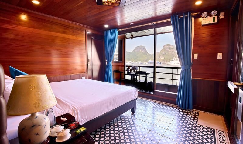 Aqua Elegance 2D1N Cruise: Ha Long Bay Tour with Sung Sot & Ti Top - Boarding at Tuan Chau Marina