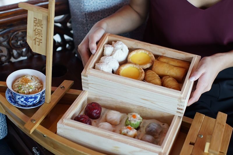 Aqua Luna Victoria Harbour Cruise Experience - Practical details before you book