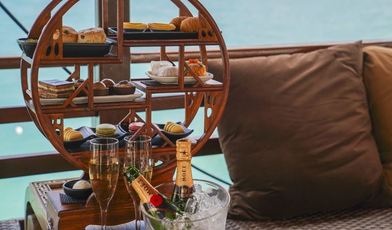 Aqua Luna Victoria Harbour Cruise Experience - Who should book Aqua Luna?
