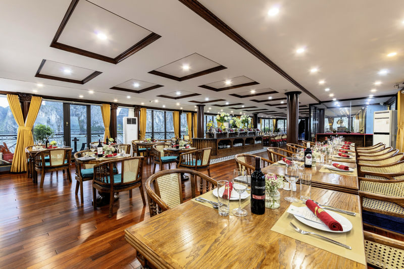 Aquamarine 2D1N Cruise: Ha Long Bay, Sung Sot, Ti Top - Who should choose this cruise?