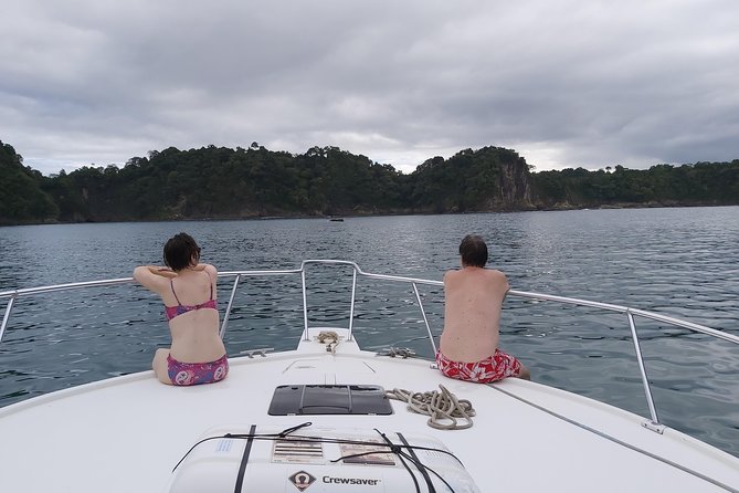 AquaQuepos Private Sunset Cruise - Experience Description