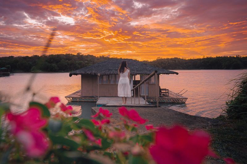 Aquascape Lake Caliraya in Laguna - Key points before you book