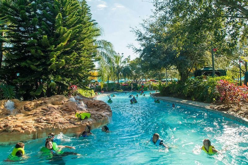 Aquatica Orlando Ticket - How to plan around crowds and costs