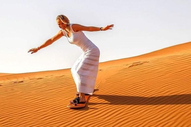Arabian Desert Safari Dubai With BBQ Dinner & Live Shows - Live Shows and Entertainment