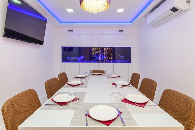 Arabic Nights With Traditional Tapas and Belly Dancing in Portimão - Participant Information