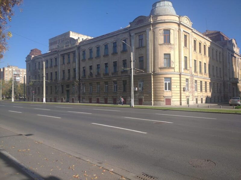 Arad Downtown Dream Tour - Good To Know: