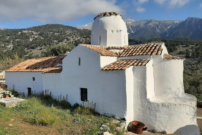 ARADENA GORGE Hike Adventure - Transportation Options and Recommendations