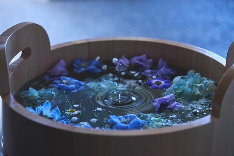 Arashiyu Foot Bath Cafe & Blissful Foot Massage Spa (Kamakura) - A small pause between Kamakura sights