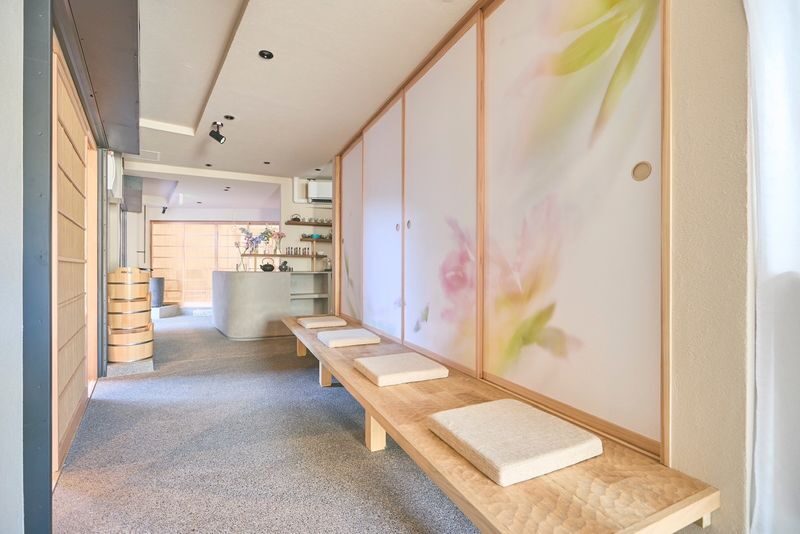 Arashiyu Foot Bath Cafe & Blissful Foot Massage Spa (Kamakura) - Who should book this Kamakura foot bath?