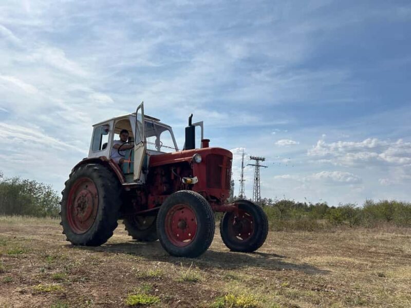 Arbanasi: 40-Minute Tractor Self-Driving Experience - Introduction: Stepping into the Tractor Seat in Arbanasi