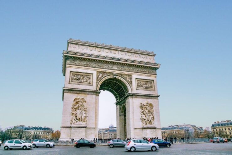 Arc De Triomphe + Sacré-CœUr + Louvre Pyramid Audio Guides - Language Options