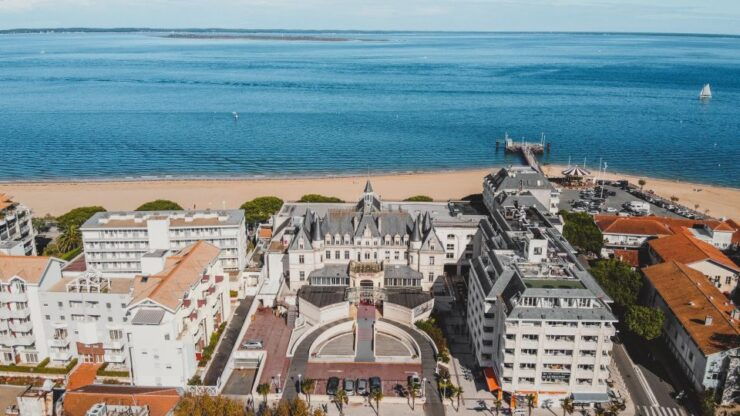 Arcachon: Guided City Walking Tour - Activity Details