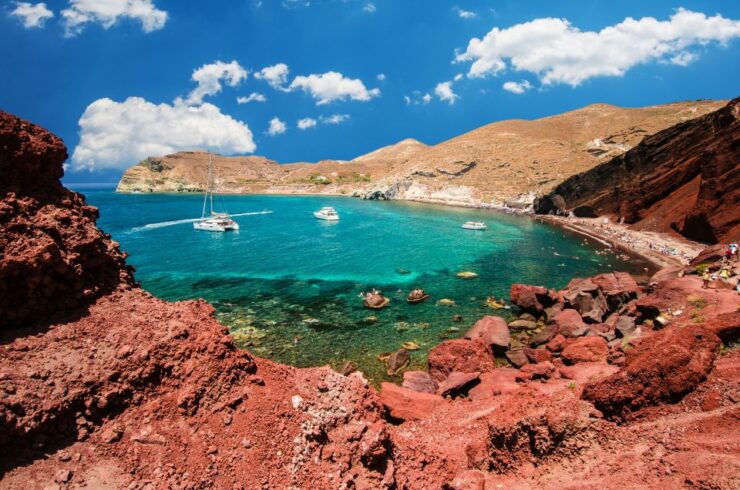 Archaeological Bus Tour To Akrotiri Excavations & Red Beach - Tour Experience