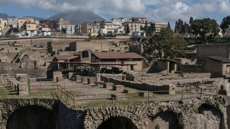 Archeological park ticket in Herculaneum - Why Herculaneum feels different from Pompeii