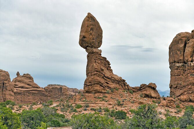 Arches National Park by Van Tour - Stop 1: Arches National Park Highlights
