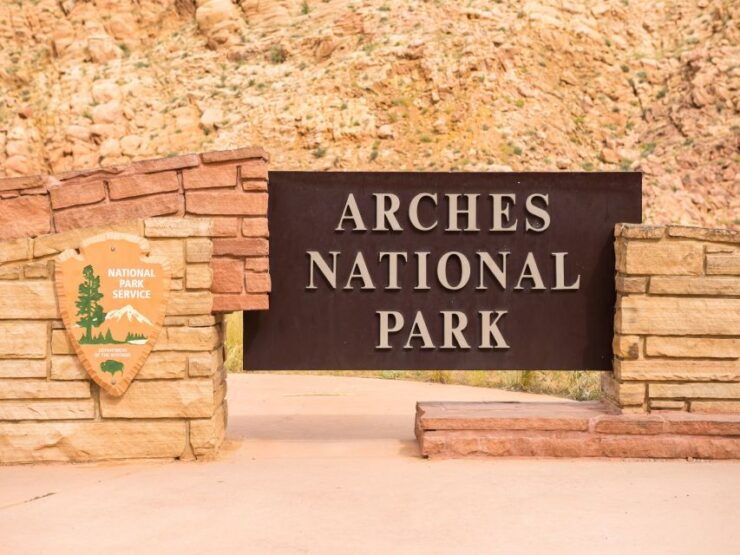 Arches National Park: Driving Tour With Audio Guide - Booking and Logistics Details