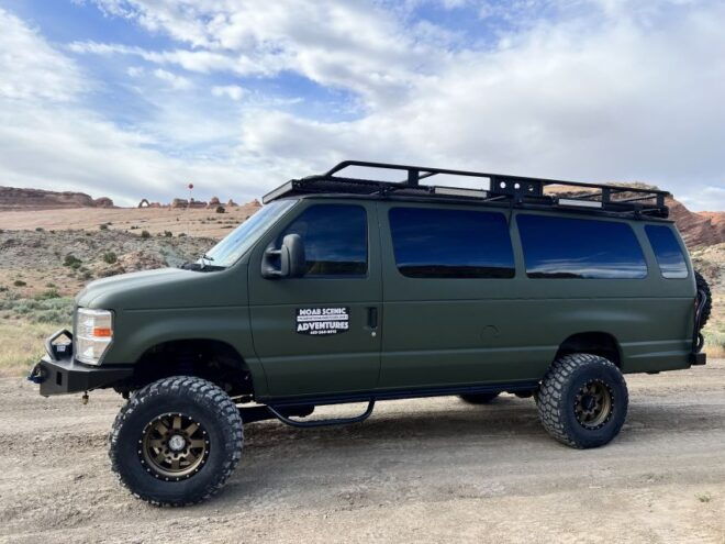 Arches National Park: Sunset Pavement Van Tour - Customer Reviews