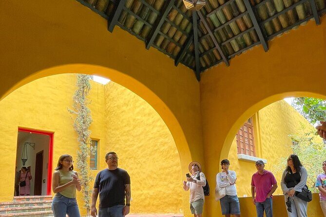 Architecture of Luis Barragan Walking Tour with Street Food - Why This Tour Is Perfect for You