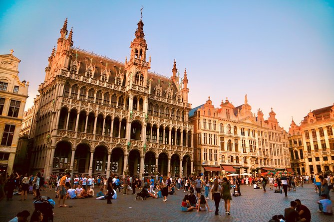 Architecture Tour of Brussels - Questions and Booking