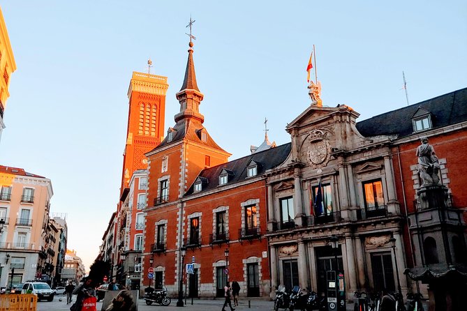 Architour Through Lavapiés and Rastro With an Architect - Common Questions