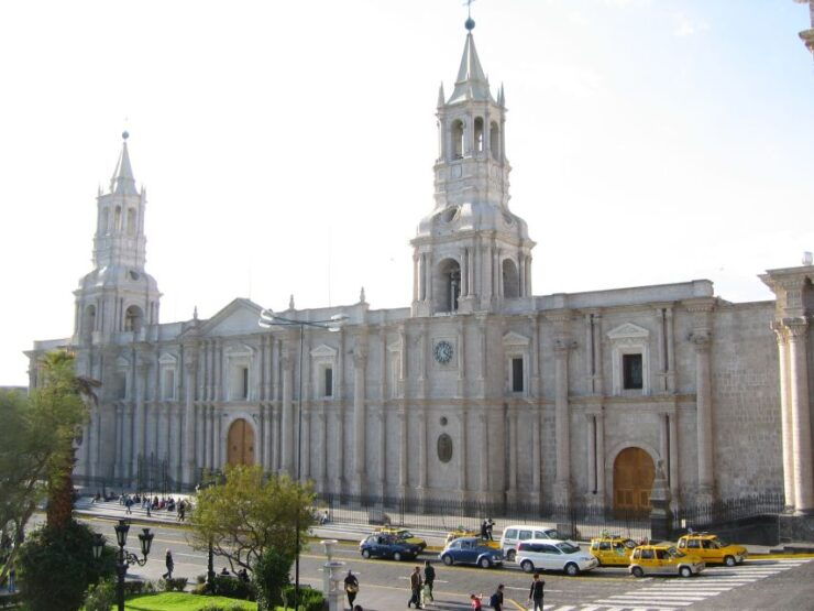 Arequipa Walking Tour and Santa Catalina Monastery - Tour Details