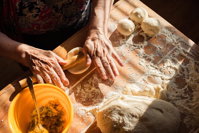 Arezzo Colorful Pasta Cooking Class - Inclusions Provided