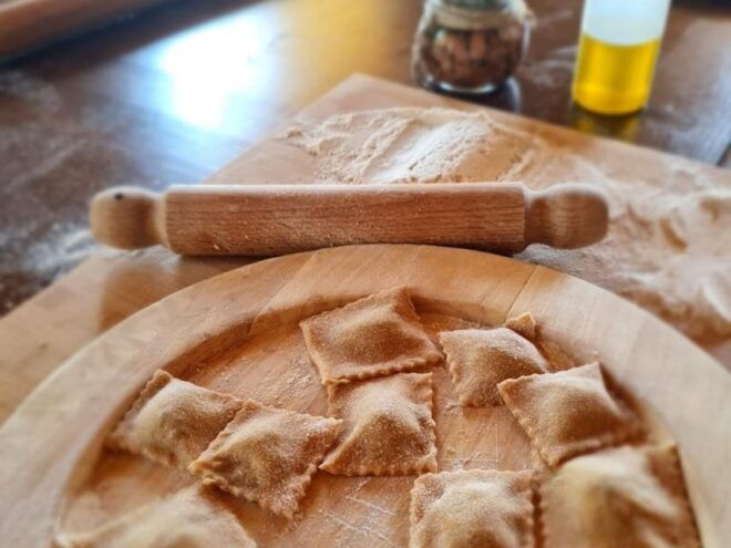 Arezzo: Pasta and Tiramisu Cooking Class on an Organic Tuscan Farm - Meeting Point and Directions