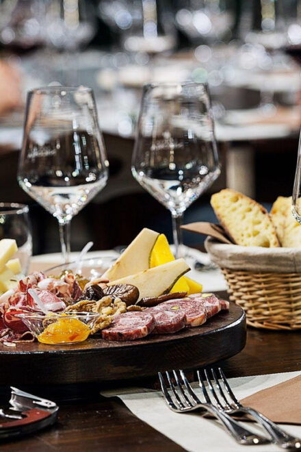 Argostoli: Kefalonian Wine Tasting With Gourmet Lunch - Gourmet Lunch Highlights