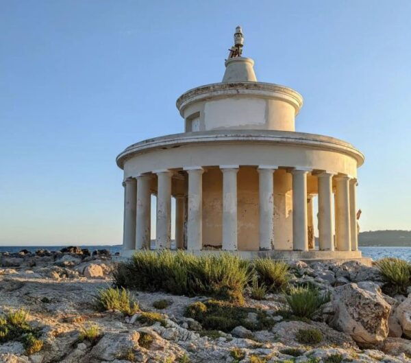 Argostoli & Villages Exploration With Wine & Oil Tasting - Iconic Landmarks: Katavothres Water Wheels and Lighthouse