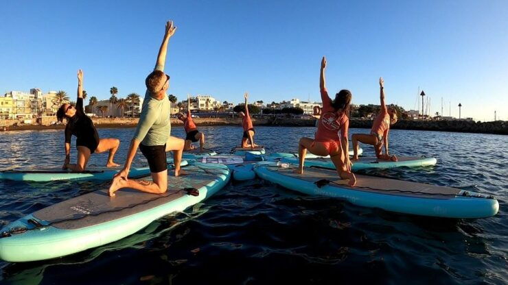 Arguineguín: Stand-Up Paddleboard Yoga Class With Instructor - Yoga Class Description