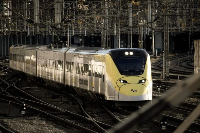 Arlanda Airport (Arn): Train Transfer To/From Stockholm - Accessibility Features