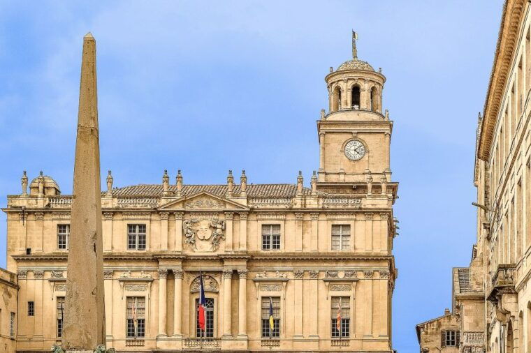 Arles: Private Guide Tour - Explore History & Culture - Van Goghs Legacy at Hotel Dieu