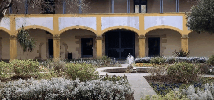 Arles Vincent Van Gogh Walking Tour With an APP - Frequently Asked Questions