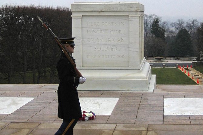 Arlington Cemetery & Changing of the Guard Exclusive Guided Tour - Pricing and Reservation