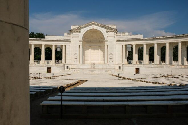 Arlington: Private Arlington Cemetery Guided Walking Tour - Arlington House: General Robert E. Lee