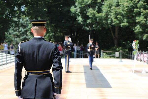Arlington: Private Arlington Cemetery Guided Walking Tour - Guided Tour Experience