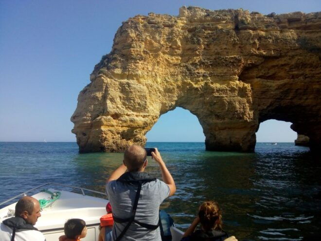 Armação De Pêra: Benagil and 10 Best Caves Guided Boat Tour - Customer Reviews