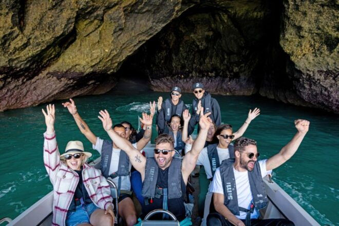 Armação De Pêra: Benagil Caves and Secret Beaches Boat Trip - Review Summary