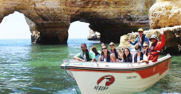 Armação De Pêra: Guided Boat Tour of Benagil's 15 Best Caves - Guides Language Proficiency