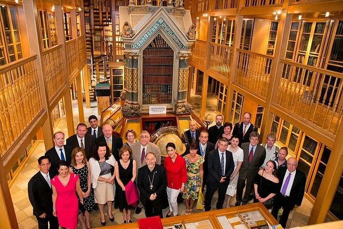 Armenia In The Heart Of Vienna - Meeting and Pickup: Convenient Location and Transportation