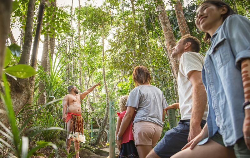 Army Duck Tour with Skyrail Cable Car and Kuranda Scenic Railway Ride - Kuranda Village: a pause between rides