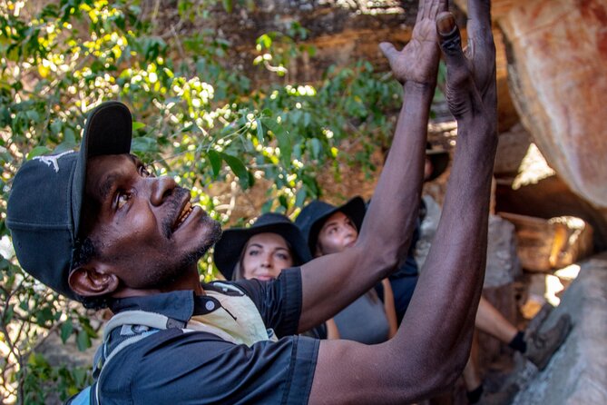 Arnhem Land Yingana Injalak Hill Full Day Tour From Jabiru - Reviews